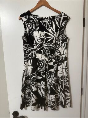 Perceptions Black and White Floral Midi Dress
